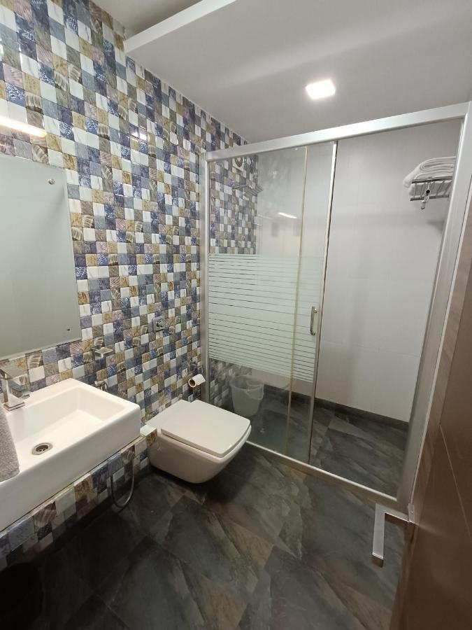Hotel Gautam Lonavala Extérieur photo