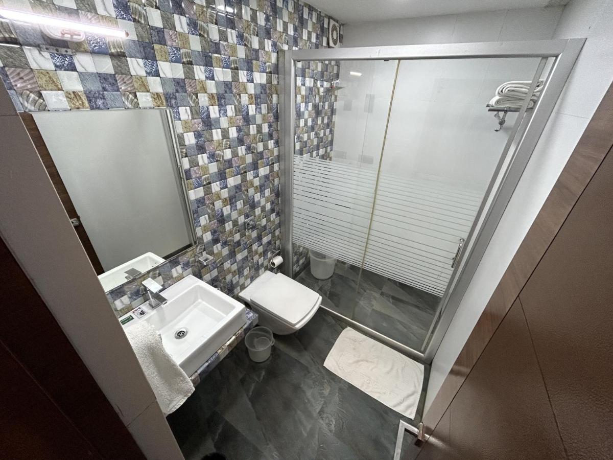 Hotel Gautam Lonavala Extérieur photo