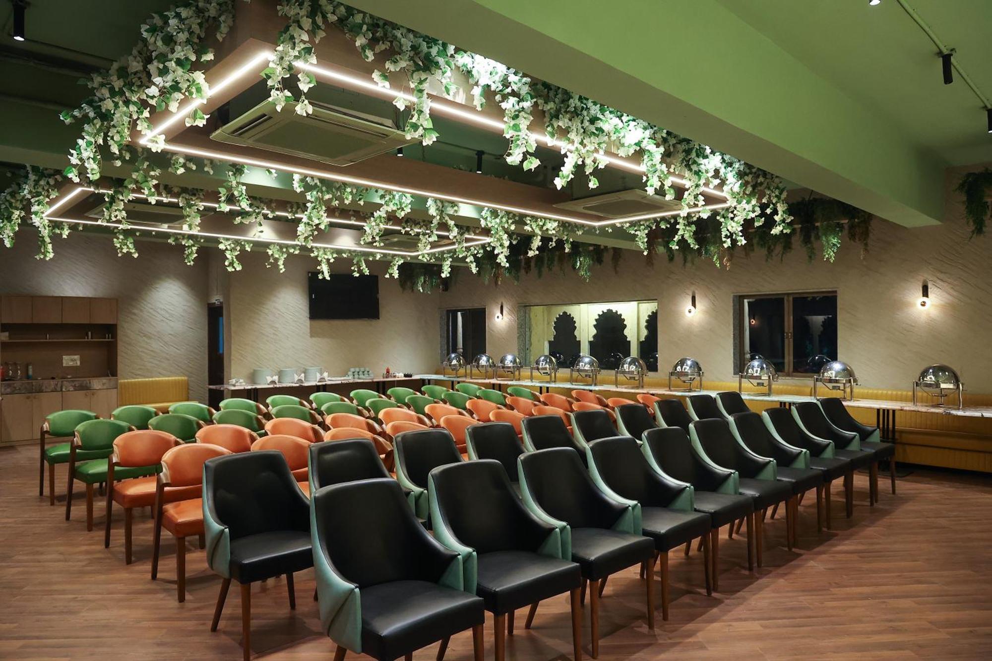 Hotel Gautam Lonavala Extérieur photo